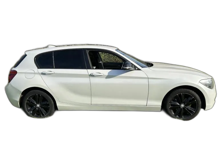 BMW 1 SERIES 2.0 118d SE Sport 5-door White Manual Diesel 2013