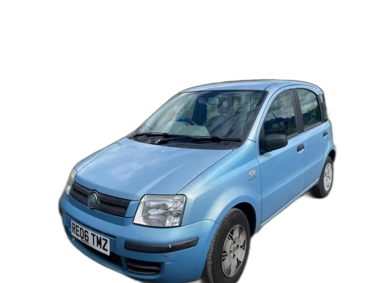 FIAT PANDA 1.2 DYNAMIC 06 REG BLUE 5 DOOR MOT APRIL 2ND 2027 TAX£200 LOW INSURANCE 48+MPG