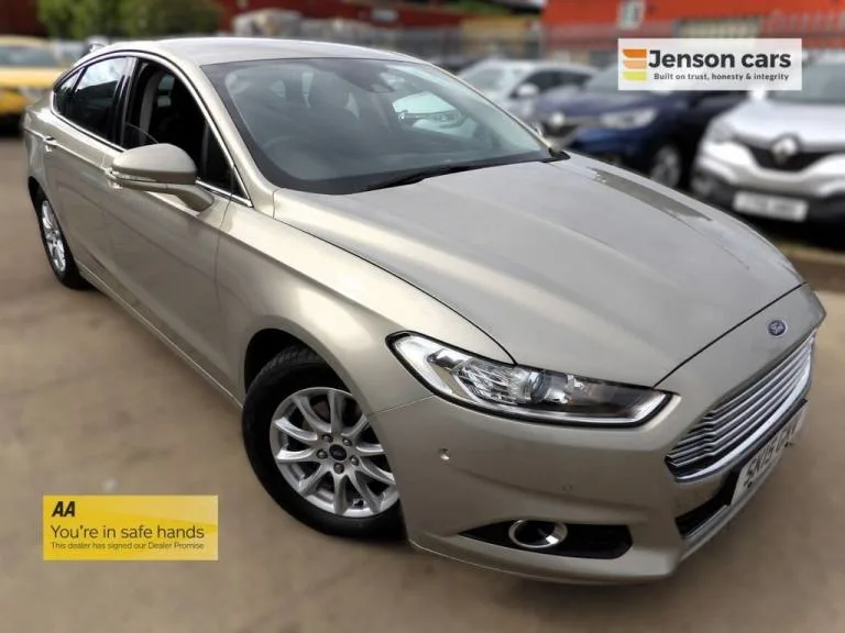 2015 Ford Mondeo 1.6 TDCi ECOnetic Titanium Hatchback 5dr Diesel Manual Euro 5 (s/s) (115 ps Hatc...
