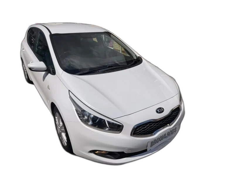 2015 Kia Ceed 1.4 VR7 Pearl White 5 Door Low Insurance Group Bluetooth Isofix
