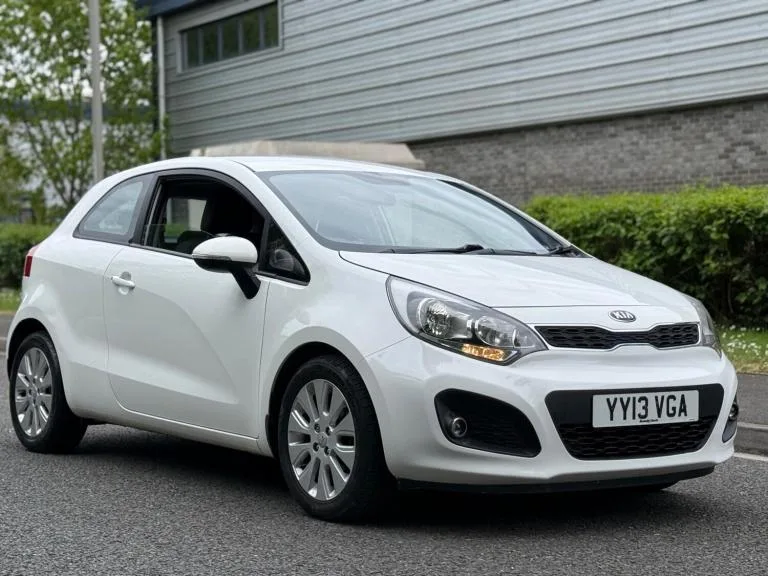 2013 Kia Rio 2 Hatchback Petrol Manual
