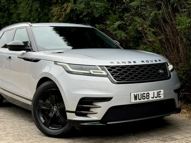 2018 Land Rover Range Rover Velar 3.0 D300 R-Dynamic S 5dr Auto ESTATE Diesel Automatic