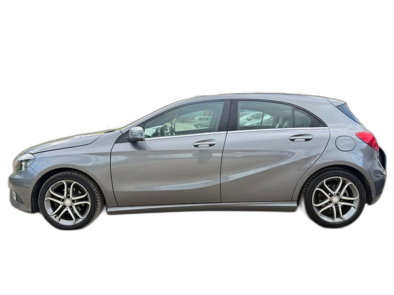 2013 Mercedes-Benz A-Class A180 CDI BlueEFFICIENCY Sport 5dr HATCHBACK Diesel Manual — photo 4