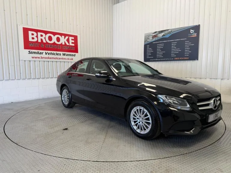 2015 Mercedes-Benz C Class 2.0 C200 SE Euro 6 (s/s) 4dr SALOON Petrol Manual
