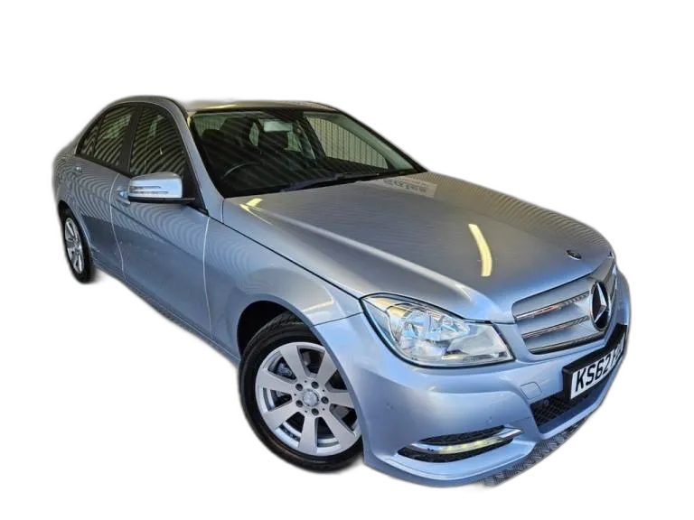 2013 Mercedes-Benz C Class C220 CDI BlueEFFICIENCY Executive SE 4dr Auto SALOON DIESEL Automatic