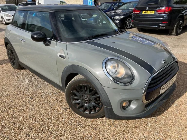 2015 Mini Cooper 1.5. Petrol. Manual. Grey. Low Road TAX. Low Mileage. Px Swap