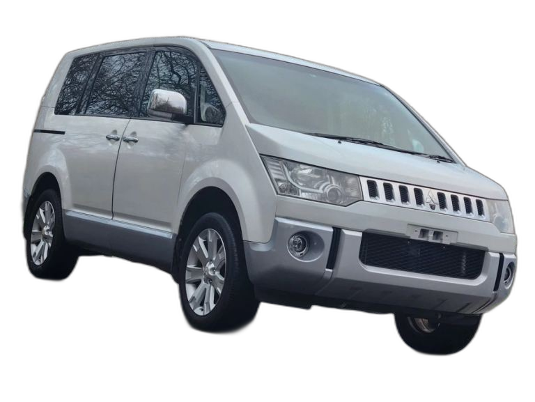 2010 Mitsubishi Delica D5 2.4 Auto 4X4 G Power Pack 8 Seater MPV Roof LCD Ulez Compliant MPV Petr...