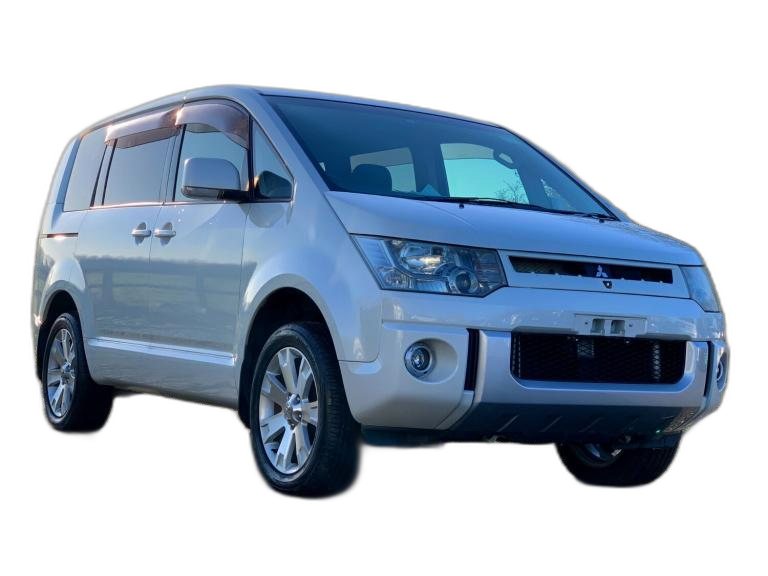 2010 Mitsubishi Delica D5 2.4 Auto 8 Seater MPV 4X4 MPV Petrol Automatic