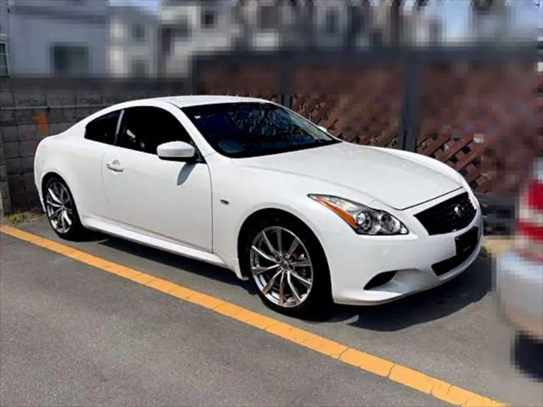 2008 Nissan Skyline 370 GT 7-speed automatic Hatchback Petrol Automatic