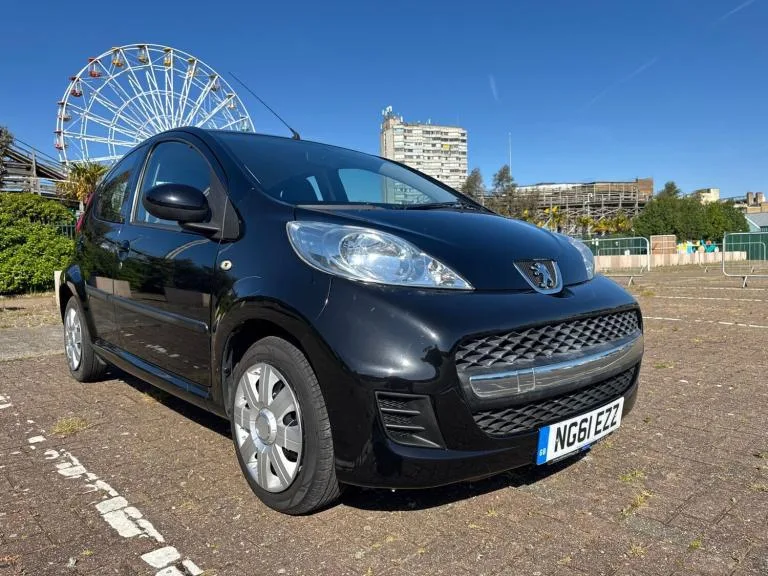 2012 Peugeot 107 1.0 Urban 5dr 2-Tronic HATCHBACK PETROL Automatic