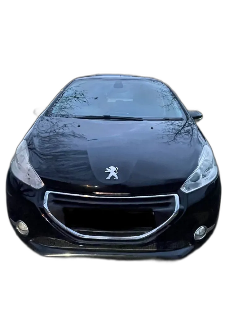 Peugeot, 208, Hatchback, 2014, Manual, 1199 (cc), 5 doors
