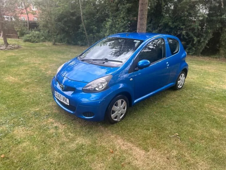 2010 Toyota AYGO 1.0 VVT-i Blue 3dr HATCHBACK Petrol Manual