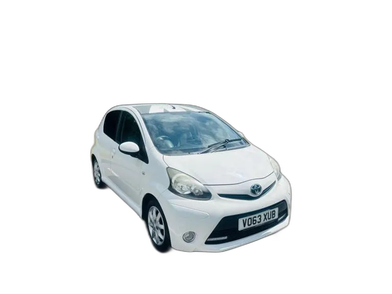 2013 TOYOTA AYGO 1.0 PETROL SERVICE HISTORY NEW MOT
