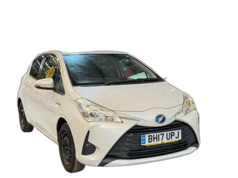 2017 Toyota Vitz 1490 Hybrid