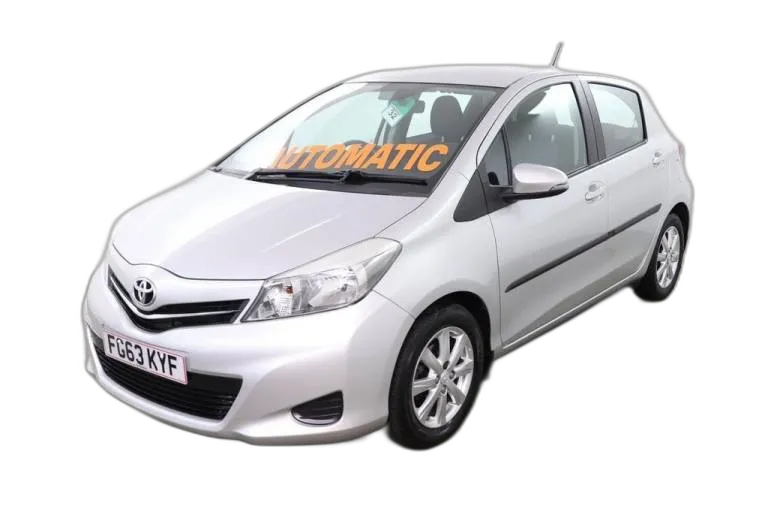 2013 Toyota Yaris 1.33 Dual VVT-i TR Hatchback 5dr Petrol Multidrive S Euro 5 (101 ps) Hatchback ...
