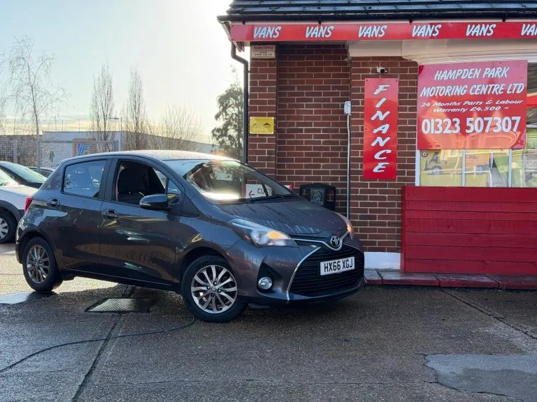 2016 Toyota Yaris VVT-I ICON 5-Door Petrol