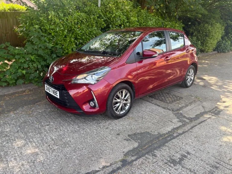 2017 Toyota Yaris 1.5 VVT-i Icon Tech Euro 6 5dr Petrol