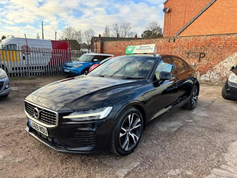 2020 Volvo S60 2.0 T8 Hybrid R DESIGN Plus 4dr AWD Auto SALOON PETROL/ELECTRIC Automatic