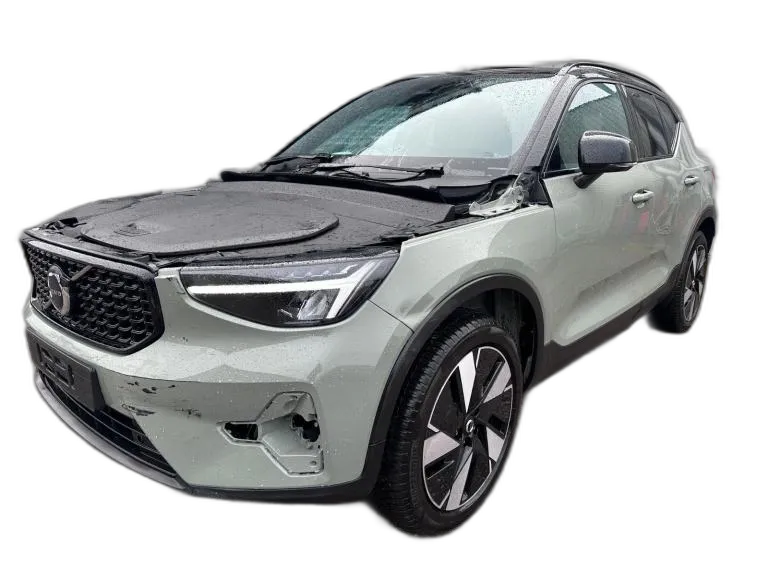 2024 73 REG VOLVO XC40 CORE RECHARGE ELECTRIC AUTO DAMAGED REPAIRABLE SALVAGE
