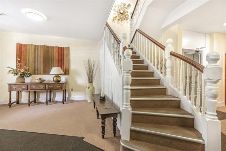 Hill House, Church Road, Minehead 3 bed apartment for sale – £350,000