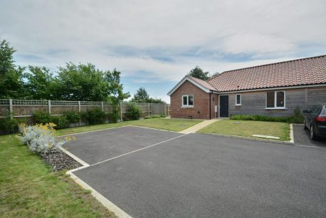 Norman Close, Thurlton 2 bed semi-detached bungalow for sale – £250,000