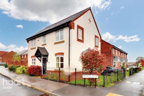 Preston Road, Littleover 3 bed detached house for sale – £320,000