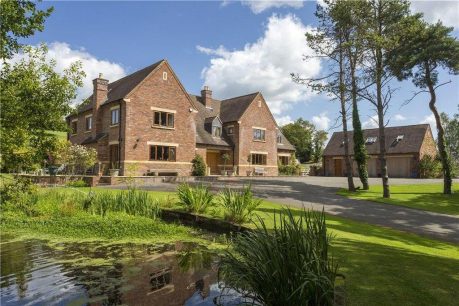 Clarkes Green, Studley, Warwickshire, B80 4 bed detached house for sale – £2,150,000