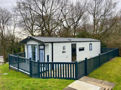 Malton YO17 2 bed lodge for sale – £74,950