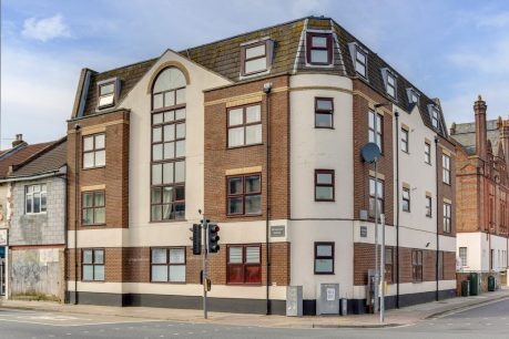 Lawrence Road, Southsea 2 bed flat for sale – £190,000