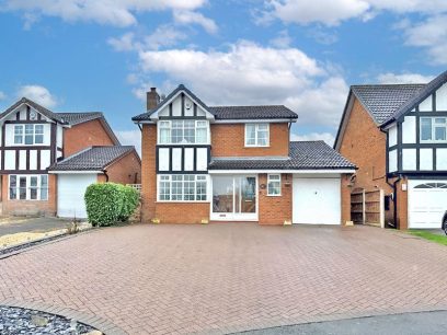 Ferndown Close, Walsall 4 bed detached house for sale – £440,000