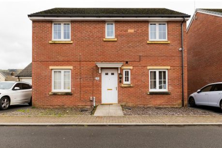 Alexon Way, Hawthorn, Pontypridd, CF37 4 bed detached house for sale – £395,000