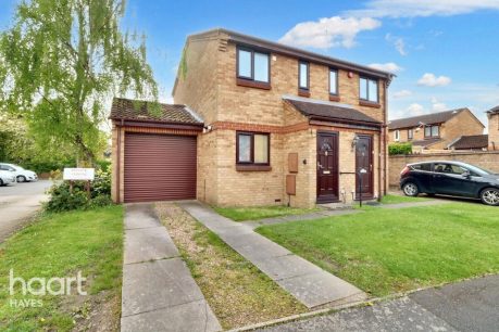Gade Close, Hayes 1 bed semi-detached house for sale – £350,000