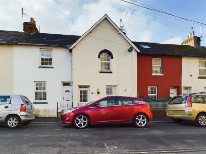 St Leonards Road, Newton Abbot 2 bed terraced house for sale – £215,000