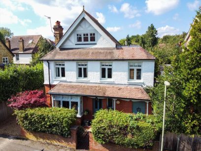 Hillbrow Road, Esher, Surrey, KT10 4 bed detached house for sale – £1,425,000