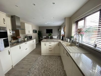 The Belfry, Stretton 4 bed detached house for sale – £400,000