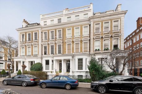 Phillimore Gardens, London, W8 2 bed flat for sale – £3,200,000