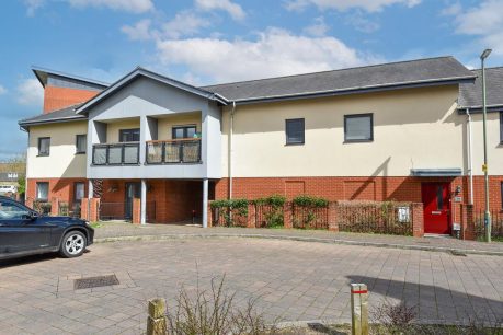 Foxtail Road, Waterlooville PO7 2 bed coach house for sale – £108,000