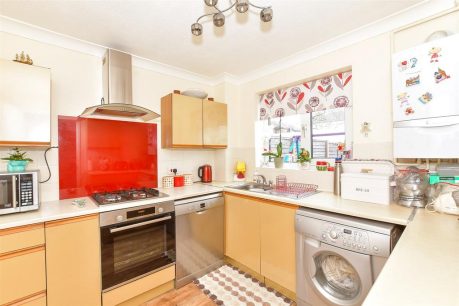 Melrose Close, Southsea, Hampshire 3 bed semi-detached house for sale – £340,000
