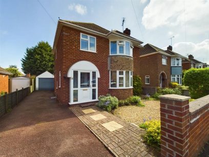 Western Crescent, Lincoln 3 bed detached house for sale – £340,000