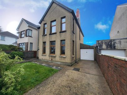 Waterloo Road, Hakin, Milford Haven 3 bed detached house for sale – £225,000
