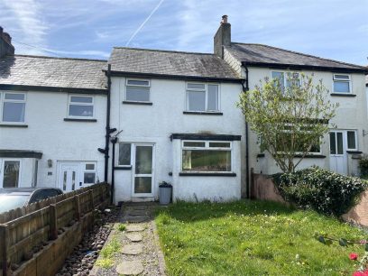 Ranch View, Launceston, Cornwall, PL15 3 bed terraced house for sale – £220,000