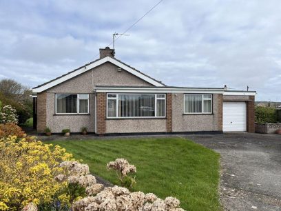 Cemaes Bay, Isle of Anglesey 3 bed detached bungalow for sale – £295,000