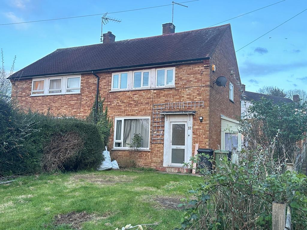 Ayot Path, Borehamwood, WD6 3 bed semi-detached house for sale – £575,000