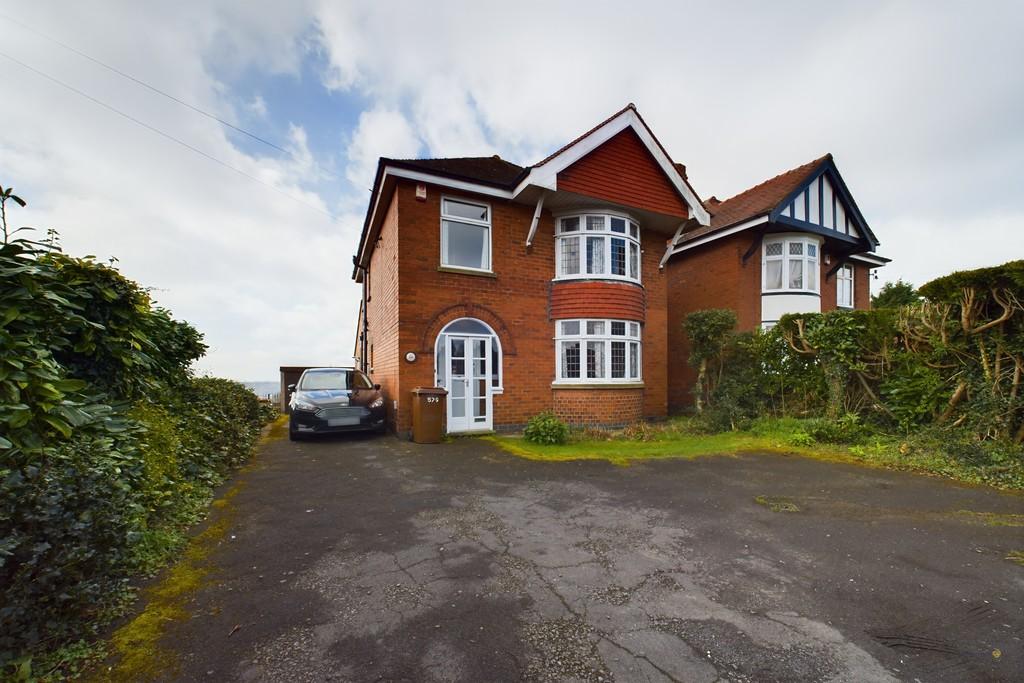 Burton Road, Midway 3 bed detached house for sale – £250,000