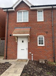 Codling Road, Evesham 2 bed semi-detached house for sale – £240,000