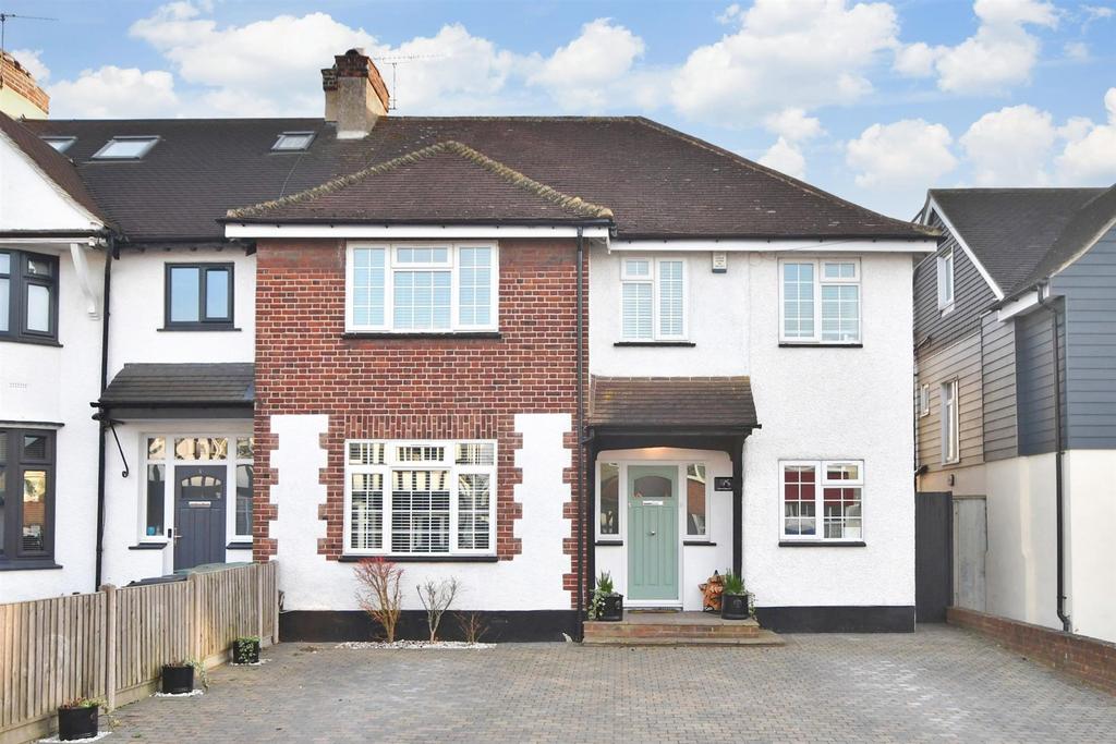 Dennis Road, Gravesend, Kent 4 bedroom end of terrace residence available - £675,000