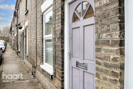 Etna Road, Bury St Edmunds 2 bed terraced house for sale – £225,000