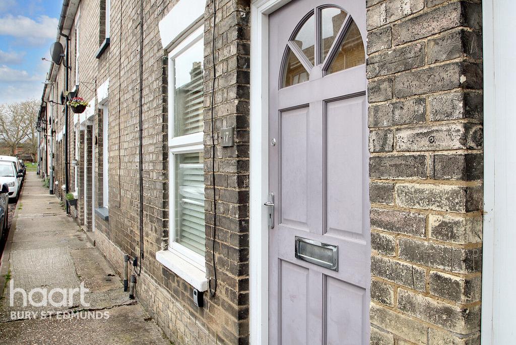 Etna Road, Bury St Edmunds 2 bed terraced house for sale – £225,000