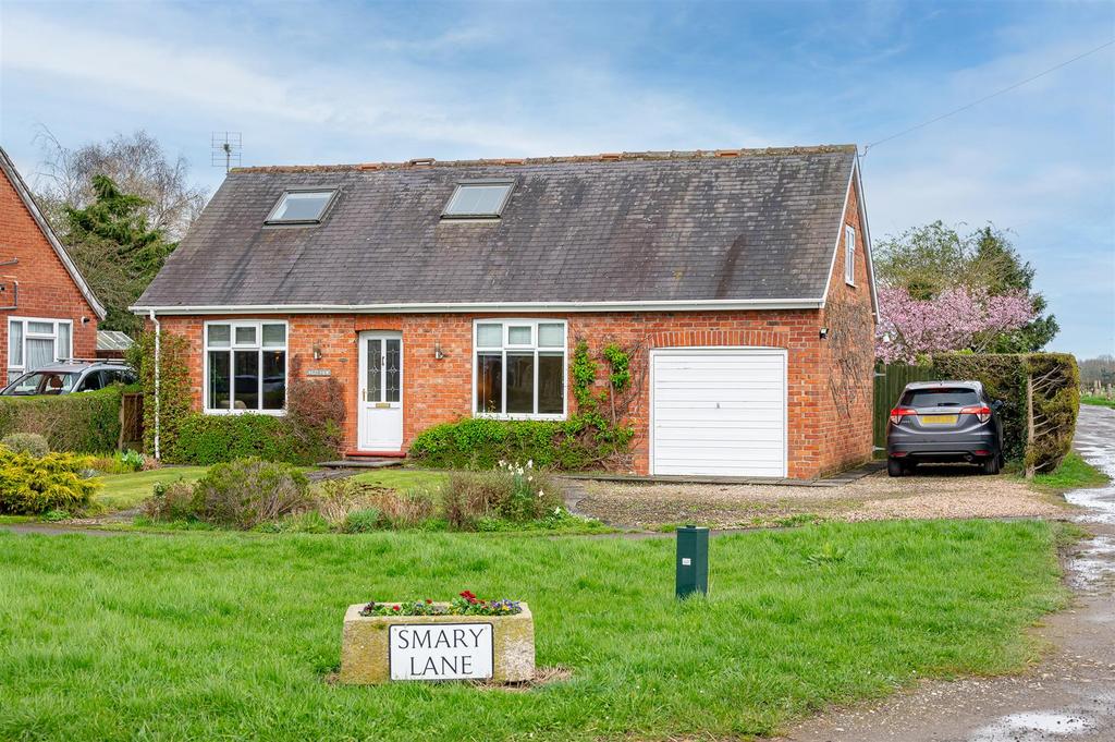 Murton, York, YO19 5UQ 3 bed detached bungalow for sale – £450,000