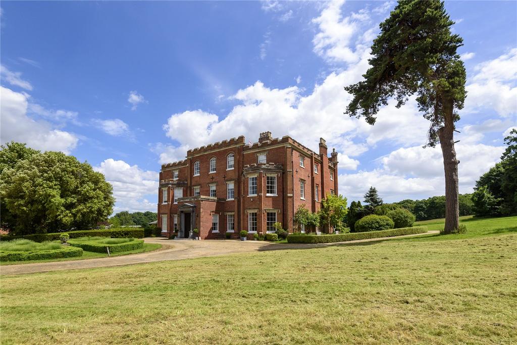 Nacton, Ipswich, Suffolk, IP10 3 bed apartment for sale – £575,000